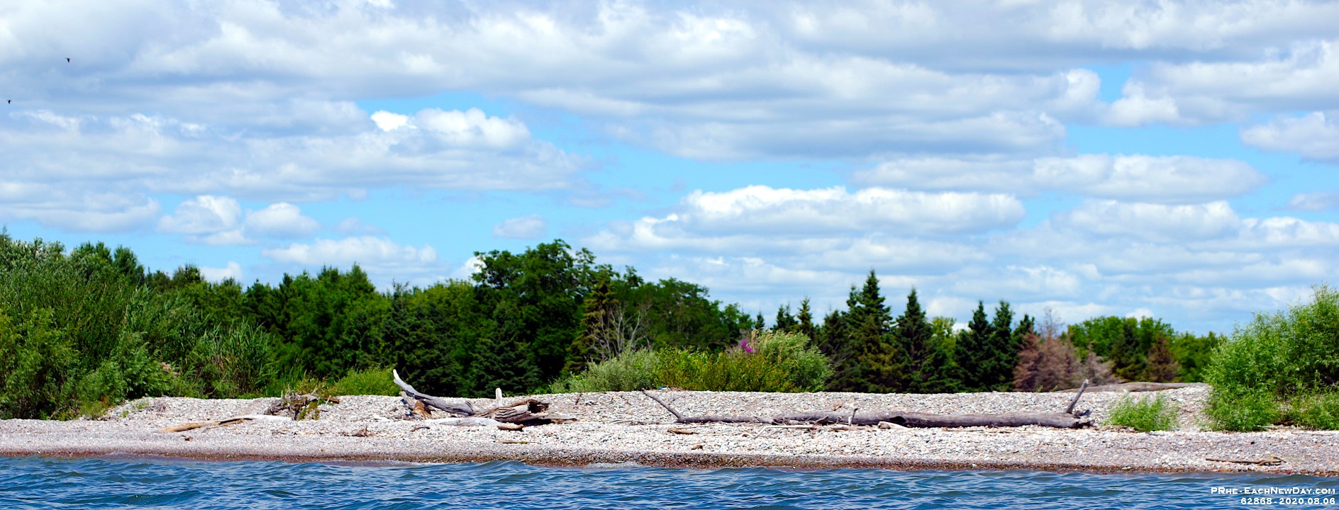 62868CrLeUsm - Kayak outing at McLaughlin Bay at Darlington Provincial Park